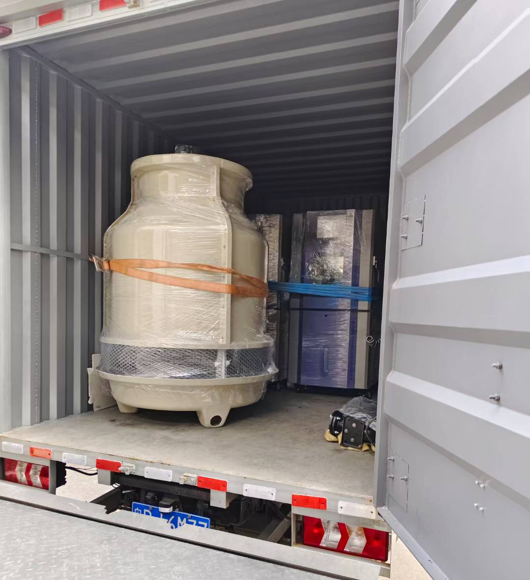 裝車(chē)出貨 裝車(chē)出貨